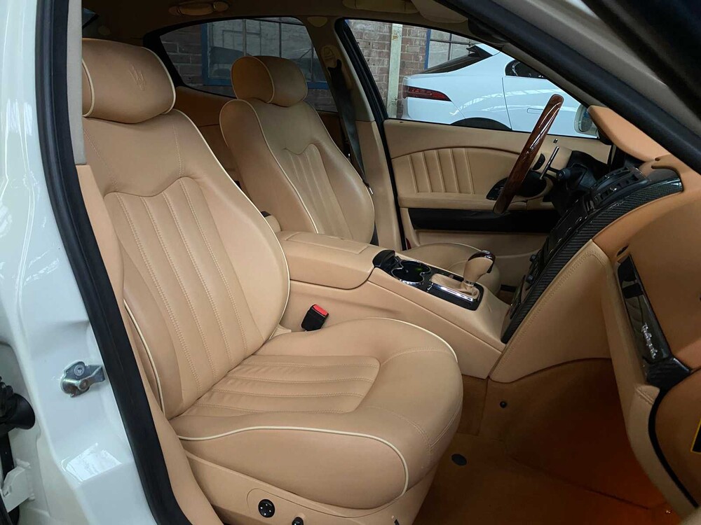 Maserati Quattroporte 4.2 V8 Sport GT 401PS ZF 2007