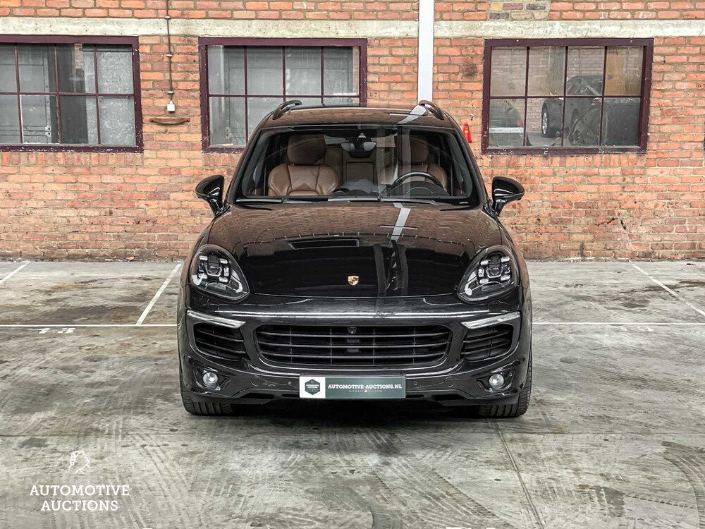 Porsche Cayenne S E-Hybrid 3.0 V6 416pk Sport-Chrono 2015 ORIG-NL, HR-863-Z