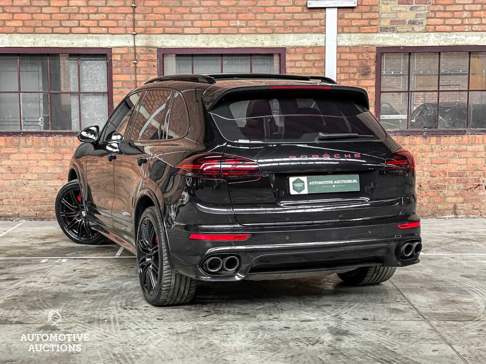 Porsche Cayenne S E-Hybrid 3.0 V6 416pk Sport-Chrono 2015 ORIG-NL, HR-863-Z