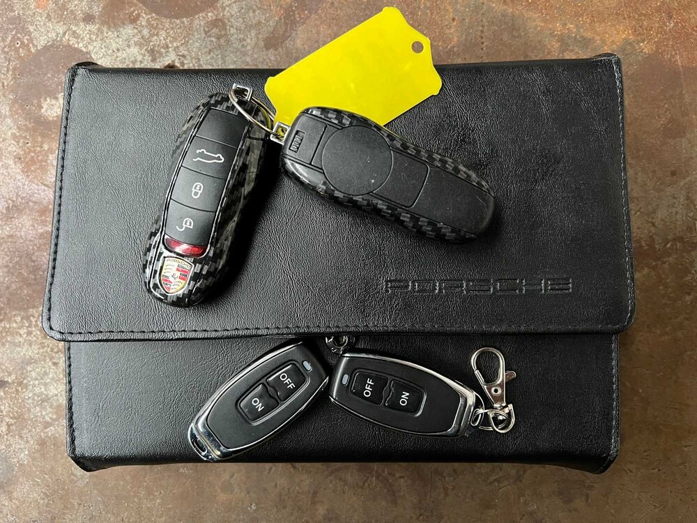 Porsche Cayenne S E-Hybrid 3.0 V6 416pk Sport-Chrono 2015 ORIG-NL, HR-863-Z