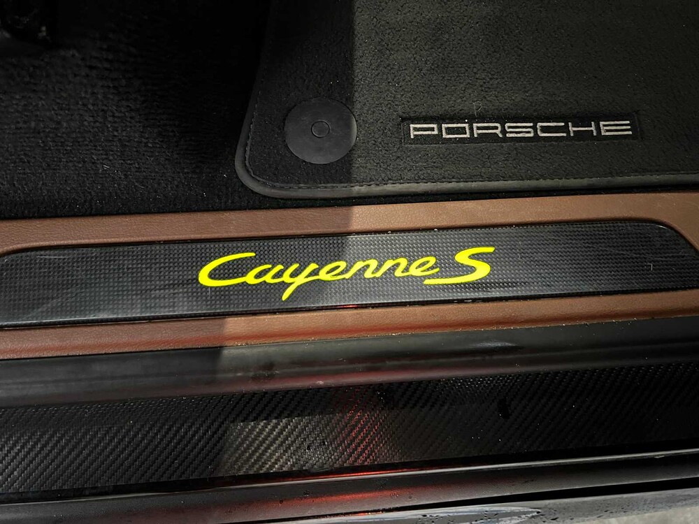 Porsche Cayenne S E-Hybrid 3.0 V6 416pk Sport-Chrono 2015 ORIG-NL, HR-863-Z