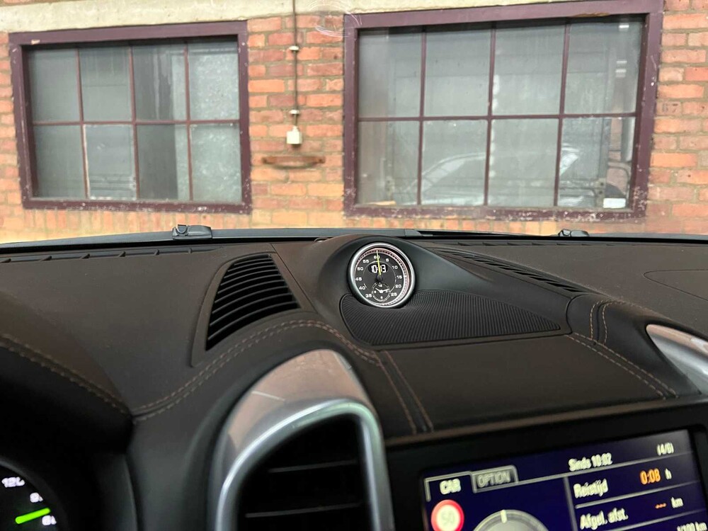 Porsche Cayenne S E-Hybrid 3.0 V6 416pk Sport-Chrono 2015 ORIG-NL, HR-863-Z