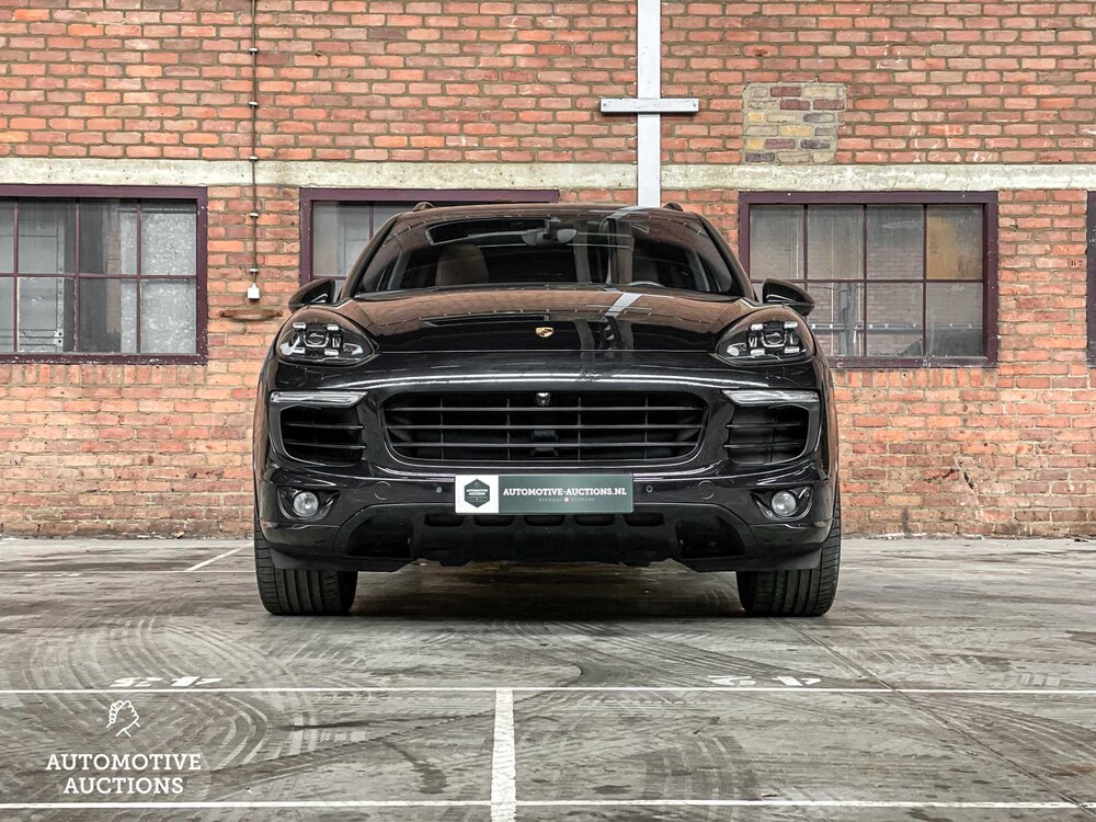 Porsche Cayenne S E-Hybrid 3.0 V6 416pk Sport-Chrono 2015 ORIG-NL, HR-863-Z