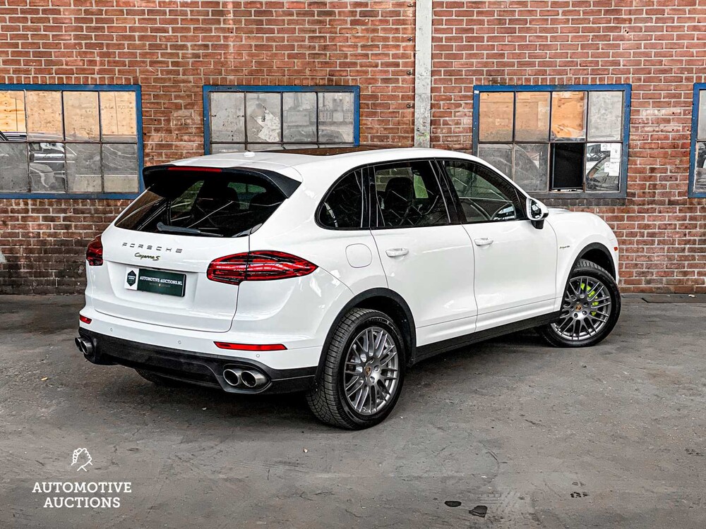 Porsche Cayenne S E-Hybrid 3.0 V6 Platinum Edition 416pk 2016, H-372-HK
