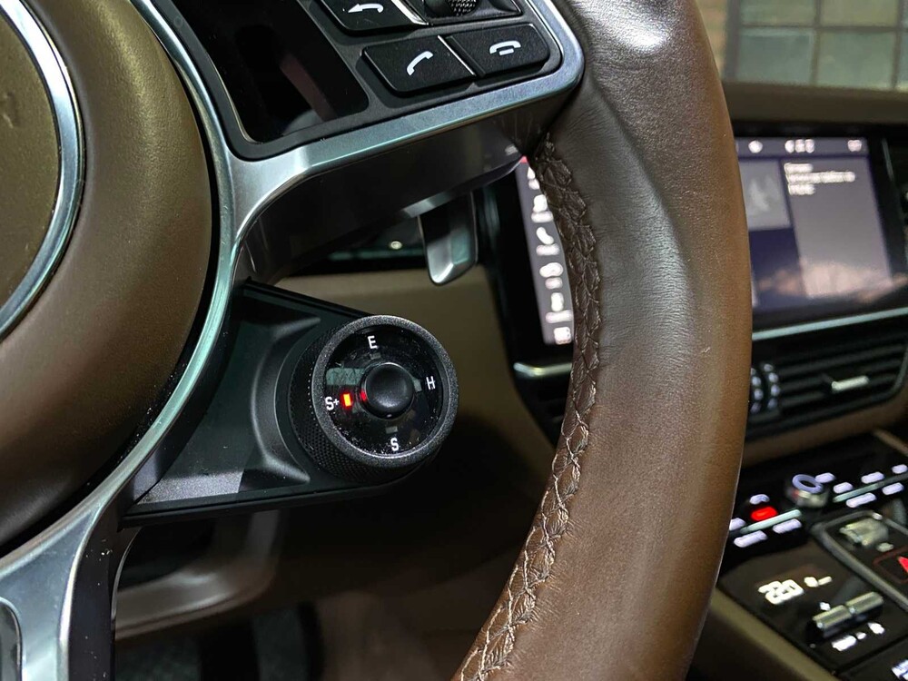 Porsche Cayenne Coupe E-Hybrid 3.0 V6 Sport-Chrono 470pk 2021 ORIG-NL, K-103-NB