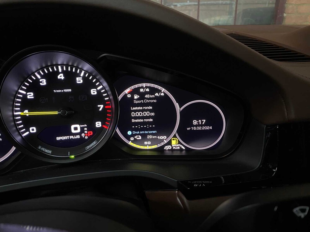 Porsche Cayenne Coupe E-Hybrid 3.0 V6 Sport-Chrono 470pk 2021 ORIG-NL, K-103-NB