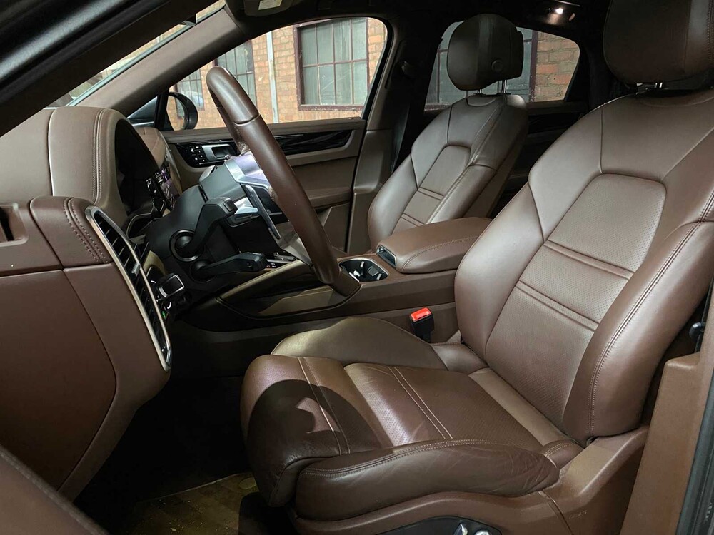 Porsche Cayenne Coupe E-Hybrid 3.0 V6 Sport-Chrono 470pk 2021 ORIG-NL, K-103-NB