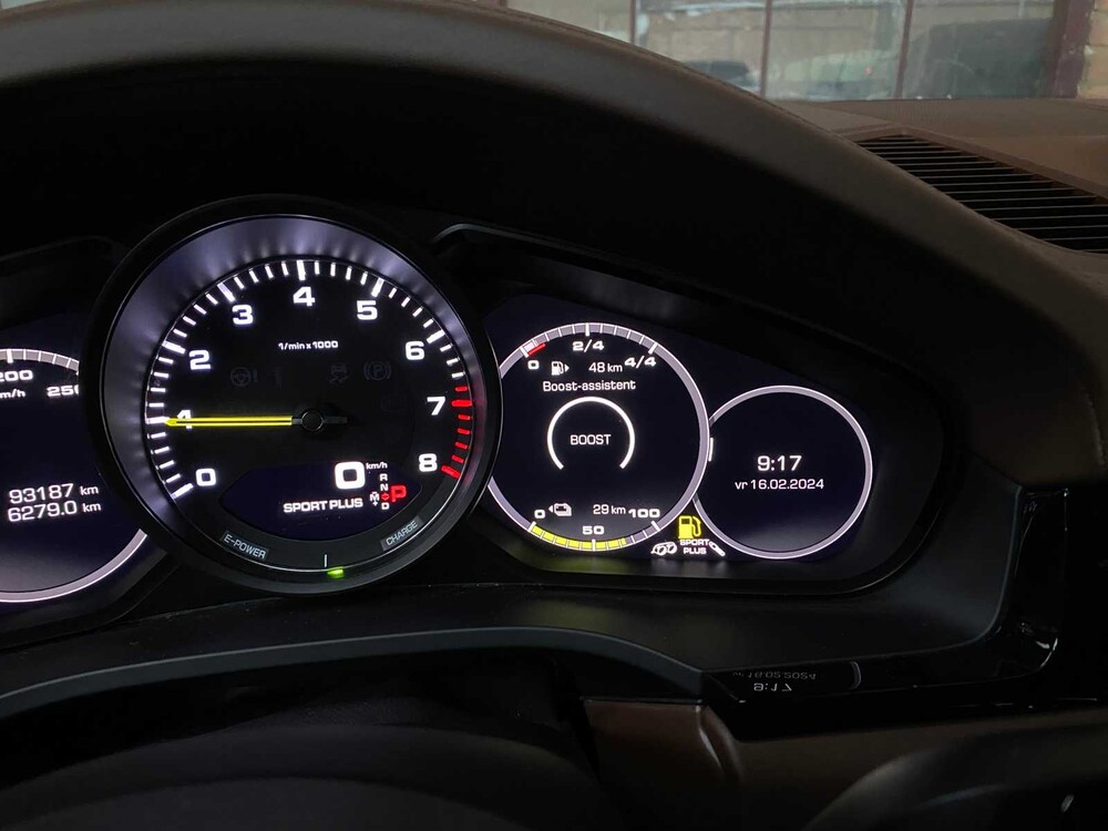 Porsche Cayenne Coupe E-Hybrid 3.0 V6 Sport-Chrono 470pk 2021 ORIG-NL, K-103-NB