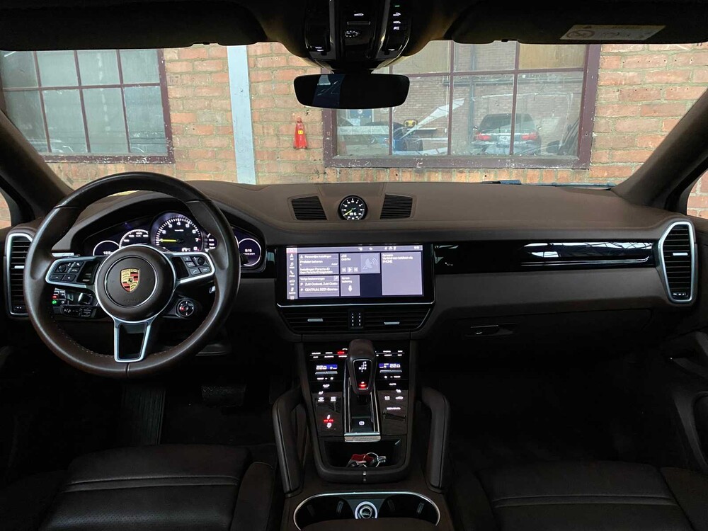 Porsche Cayenne Coupe E-Hybrid 3.0 V6 Sport-Chrono 470pk 2021 ORIG-NL, K-103-NB