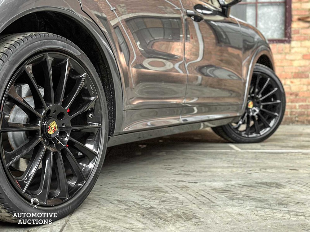 Porsche Cayenne Coupe E-Hybrid 3.0 V6 Sport-Chrono 470pk 2021 ORIG-NL, K-103-NB