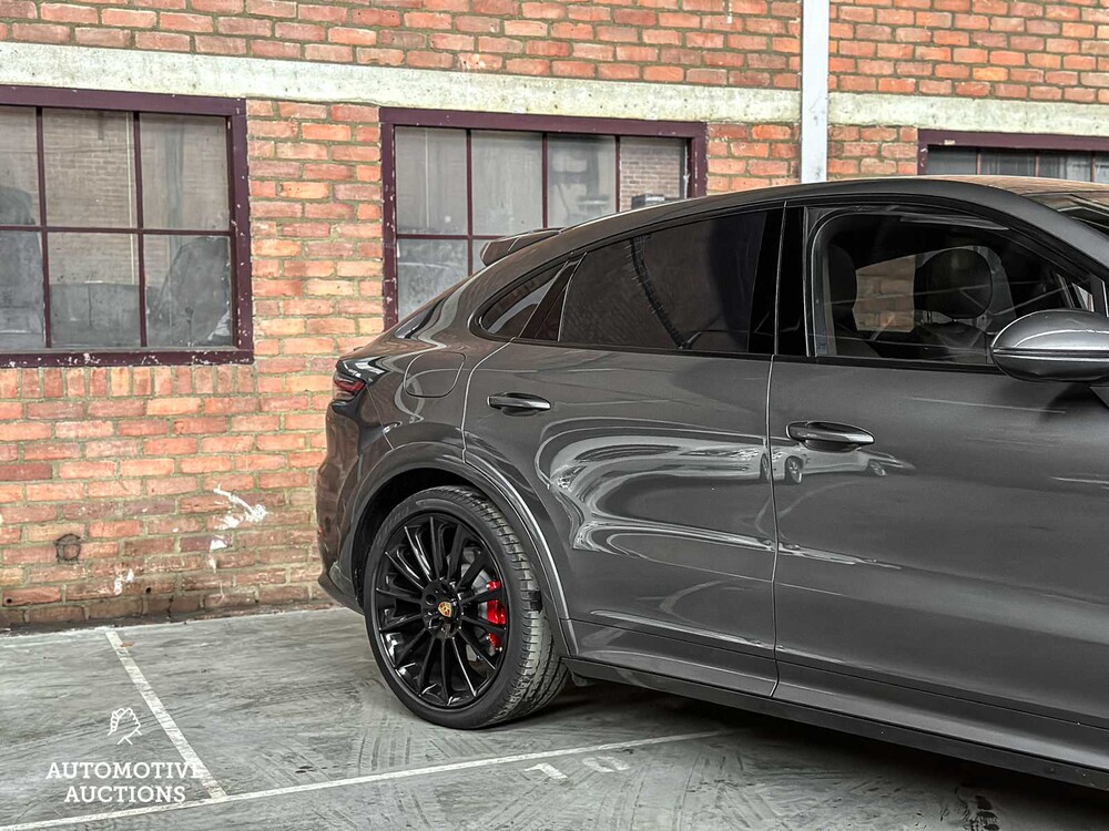 Porsche Cayenne Coupe E-Hybrid 3.0 V6 Sport-Chrono 470pk 2021 ORIG-NL, K-103-NB