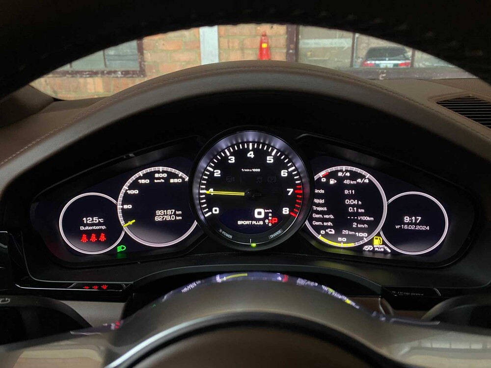 Porsche Cayenne Coupe E-Hybrid 3.0 V6 Sport-Chrono 470pk 2021 ORIG-NL, K-103-NB