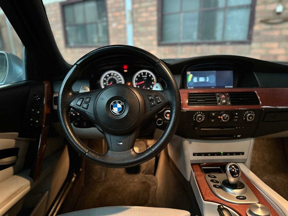 BMW M5 E60 5.0 V10 507pk 2006 -Youngtimer-