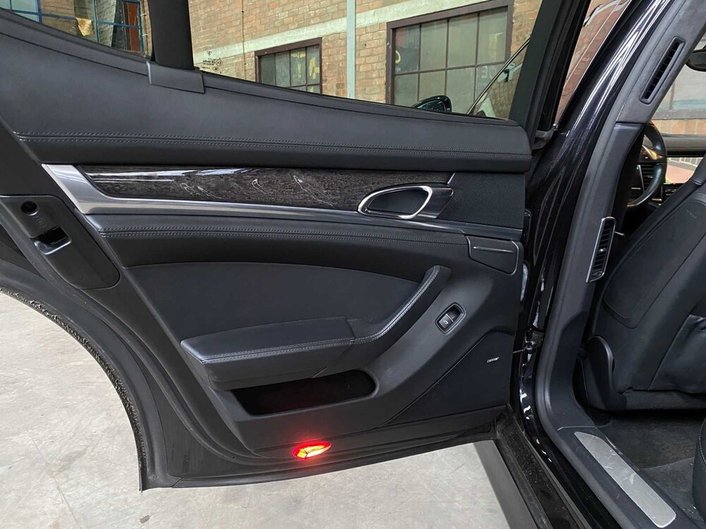 Porsche Panamera Turbo 4.8 V8 500pk 2011 Sport-Chrono, 63-TDK-1 