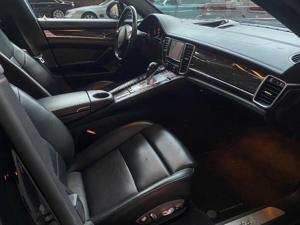 Porsche Panamera Turbo 4.8 V8 500pk 2011 Sport-Chrono, 63-TDK-1 