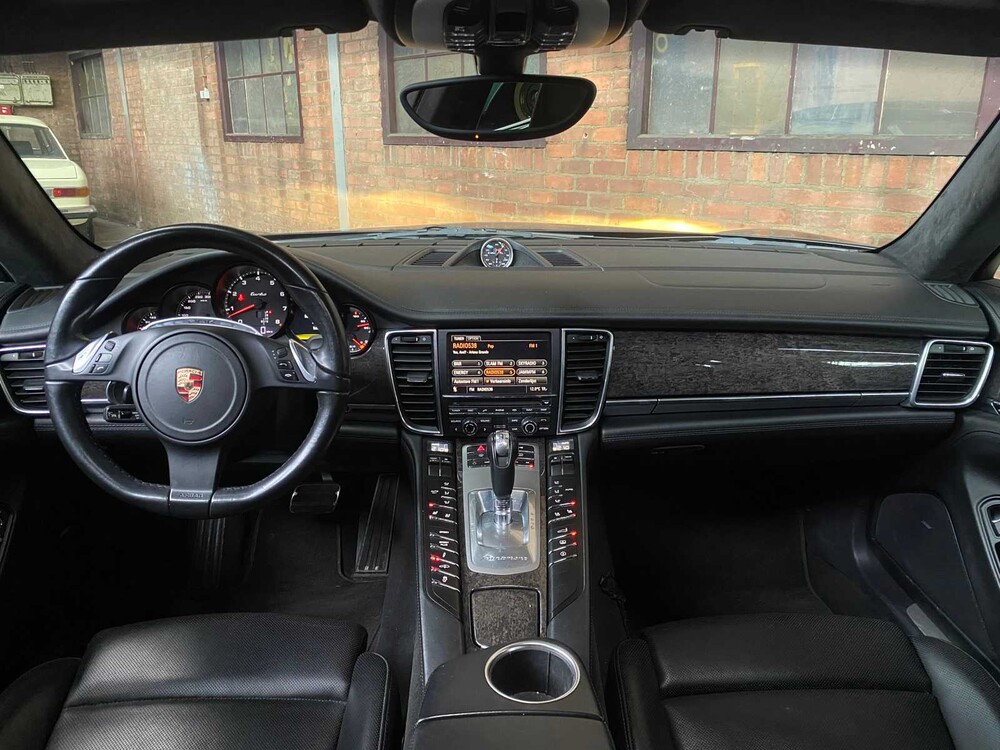 Porsche Panamera Turbo 4.8 V8 500pk 2011 Sport-Chrono, 63-TDK-1 