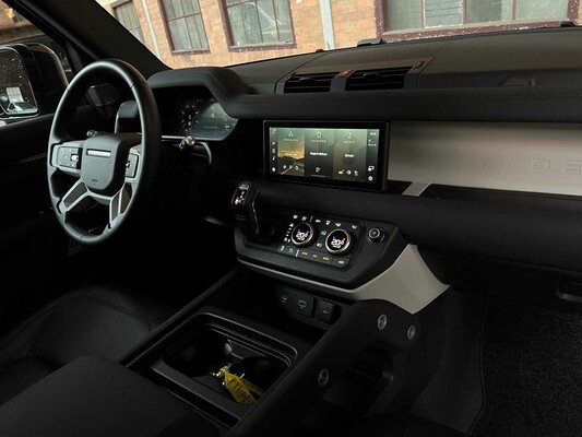 Land Rover Defender P400e SE Hybrid 404pk 2023 -Fabrieksgarantie-