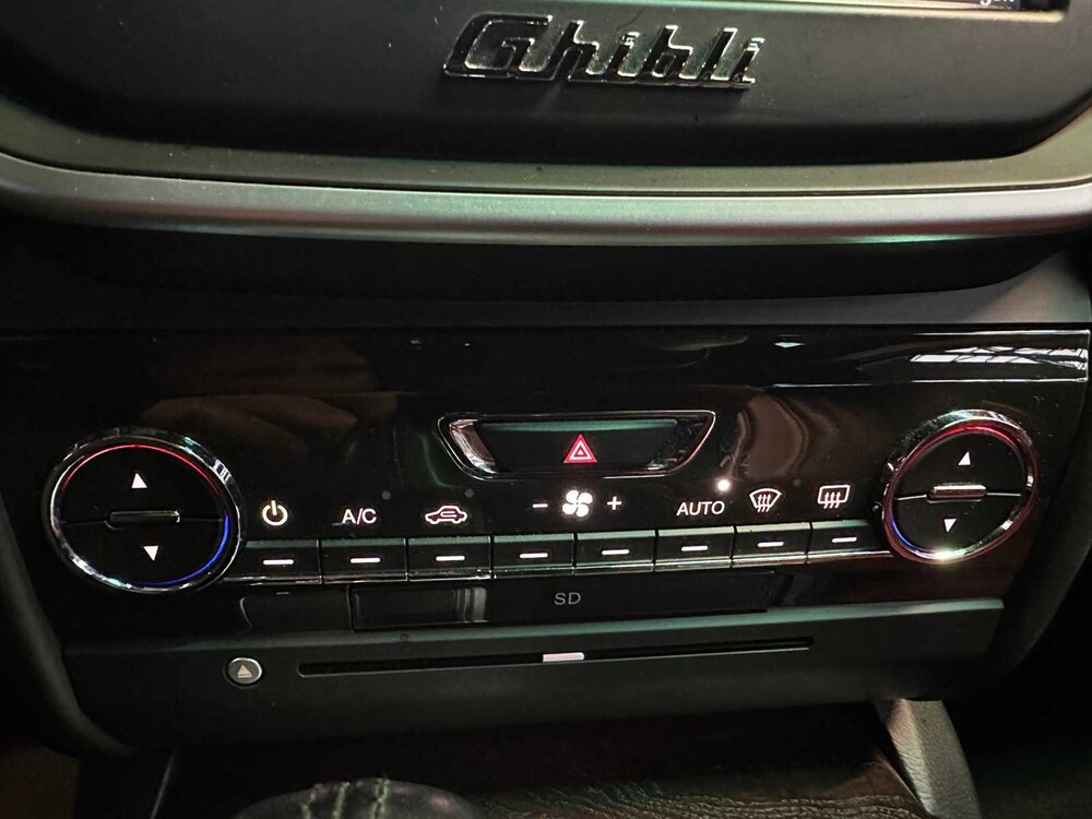 Maserati Ghibli 3.0 V6 330pk 2014 -Orig. NL-, 1-TGT-21