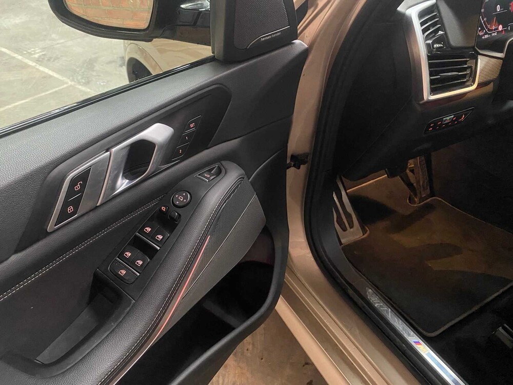 BMW X5 xDrive40i M-Sport High Executive 340pk 2018, G-998-JK