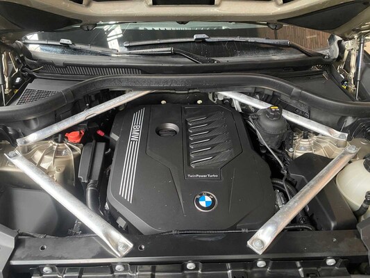 BMW X5 xDrive40i M-Sport High Executive 340pk 2018, G-998-JK