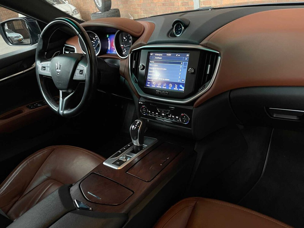 Maserati Ghibli 3.0 V6 D 275pk 2014, X-048-BF