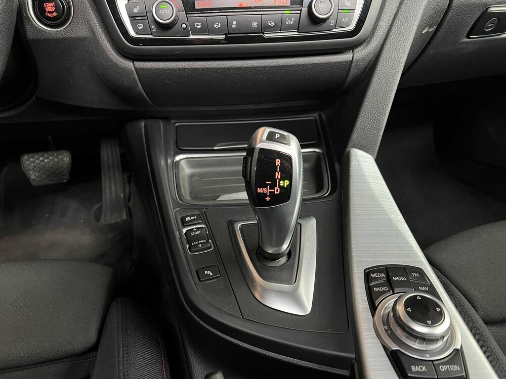 BMW 420i Gran Coupé xDrive Sport Line High Executive 184pk 2015 4-serie, JG-206-G