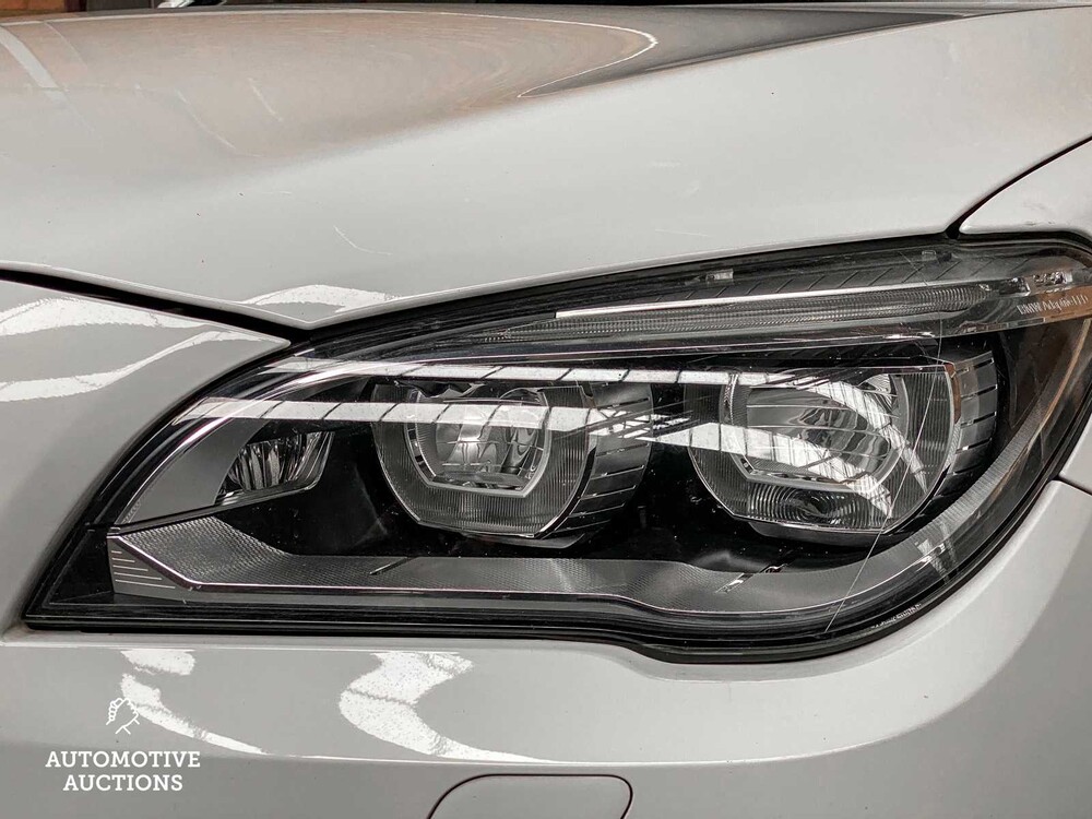 BMW ActiveHybrid7 M-Sport 3.0 L6 354pk 2014