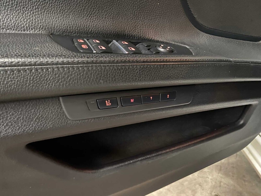 BMW ActiveHybrid7 M-Sport 3.0 L6 354pk 2014