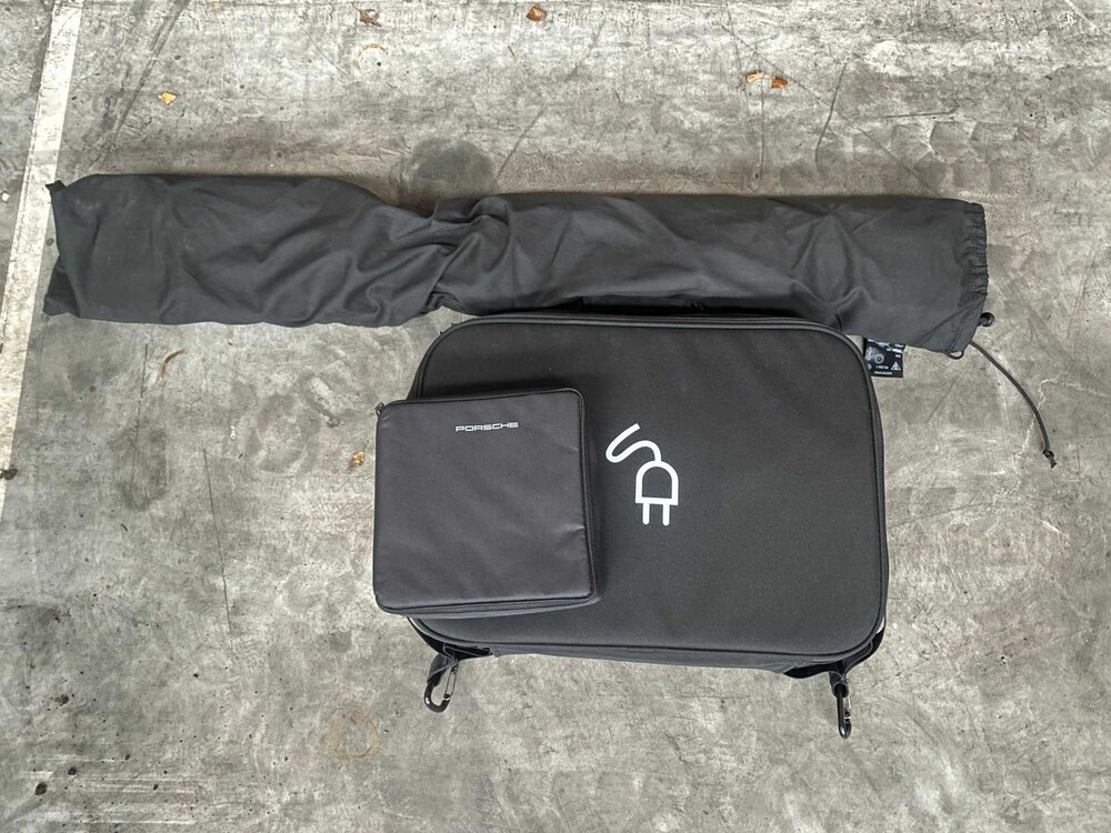 Porsche Cayenne Coupé E-Hybrid 3.0 V6 462pk 2022 -Fabrieksgarantie-