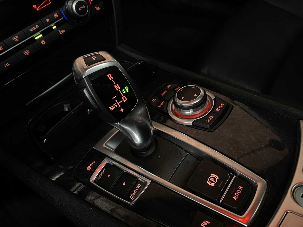 BMW 740i High Executive 3.0 L6 7-serie 326pk 2009