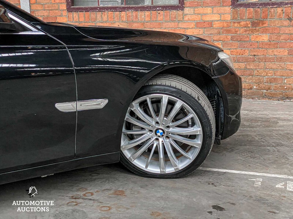 BMW 740i High Executive 3.0 L6 7-serie 326pk 2009