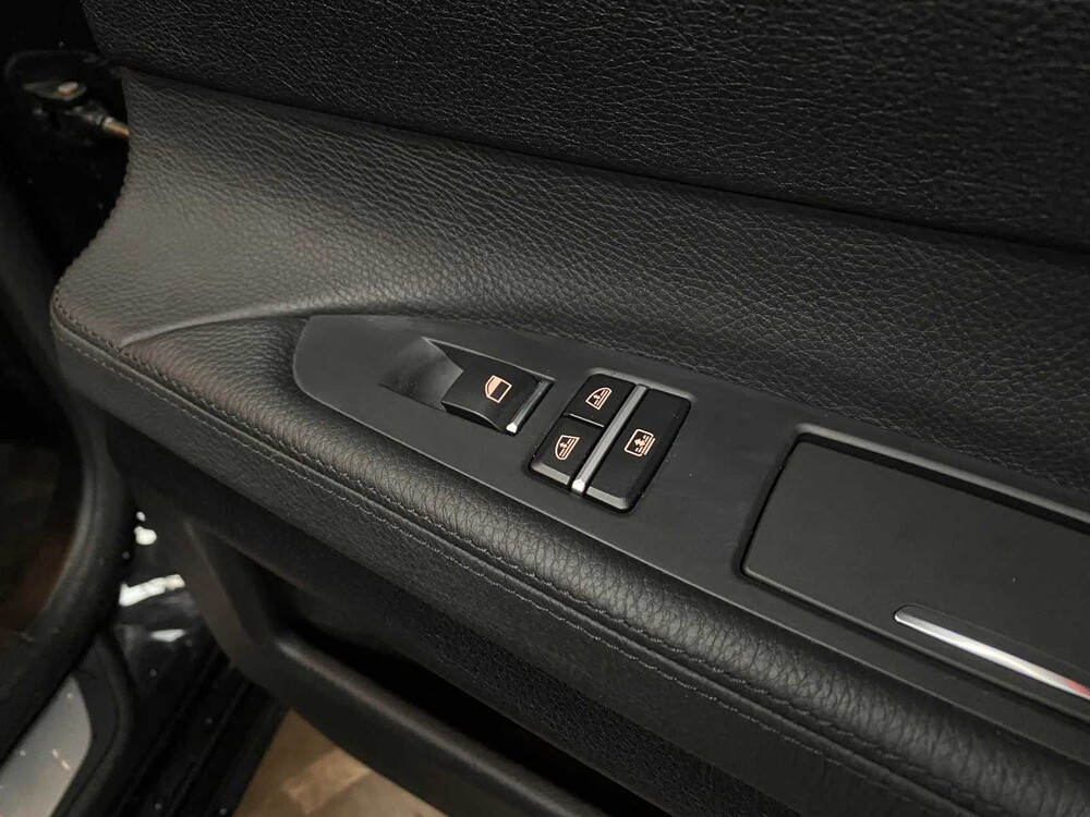 BMW 740i High Executive 3.0 L6 7-serie 326pk 2009