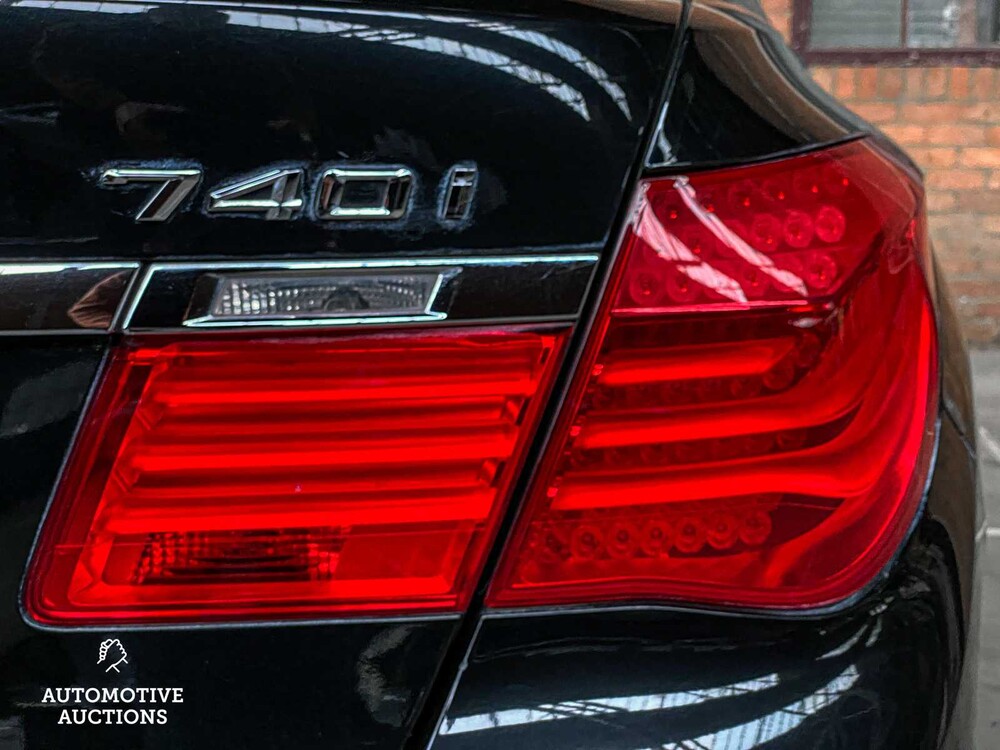 BMW 740i High Executive 3.0 L6 7-serie 326pk 2009