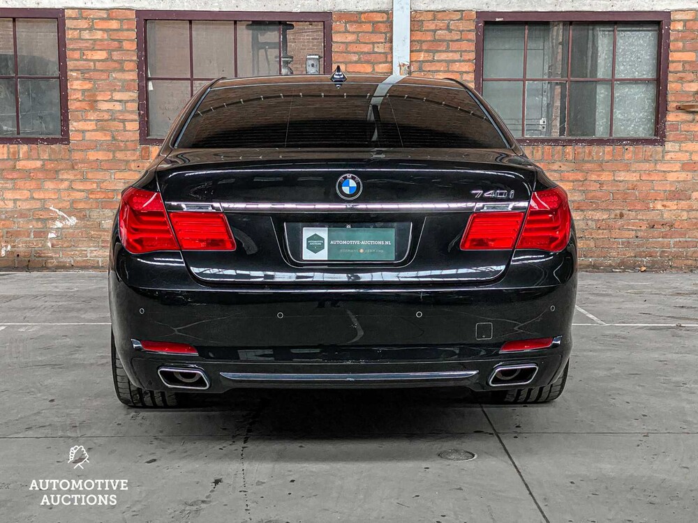 BMW 740i High Executive 3.0 L6 7-serie 326pk 2009