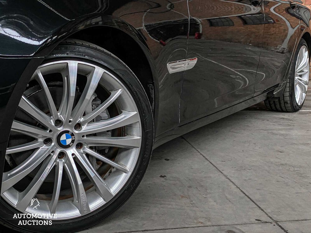 BMW 740i High Executive 3.0 L6 7-serie 326pk 2009