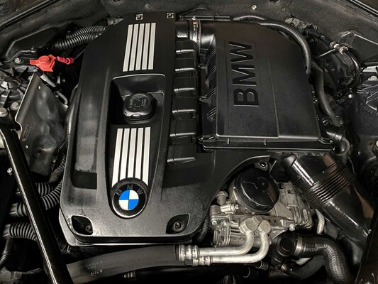 BMW 740i High Executive 3.0 L6 7-series 326hp 2009