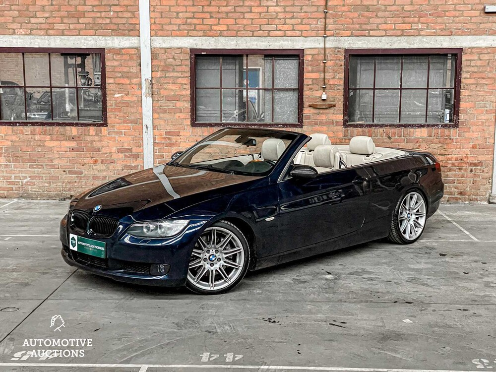 BMW 335i Cabriolet Executive E93 306pk 2008 3-Serie, 86-ZD-LV -Youngtimer-