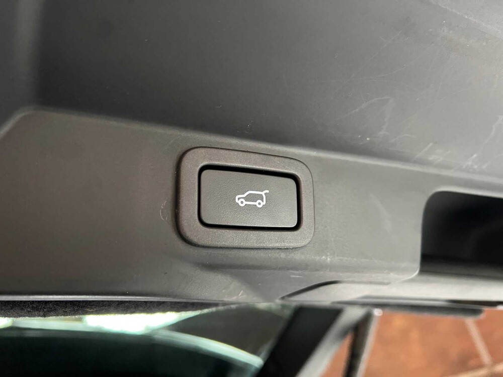 Land Rover Range Rover Sport SVR 5.0 V8 Supercharged 551pk 2016, NK-709-L