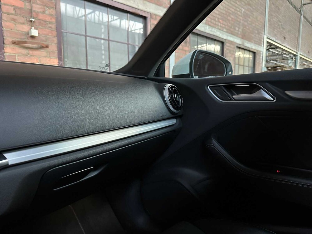 Audi A3 Limousine S-Line 1.4 TFSI CoD Ambition Pro Line S 140pk 2014 ORIG-NL, 7-TXL-63