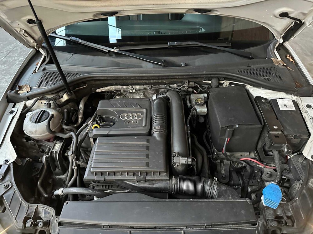 Audi A3 Limousine S-Line 1.4 TFSI CoD Ambition Pro Line S 140pk 2014 ORIG-NL, 7-TXL-63