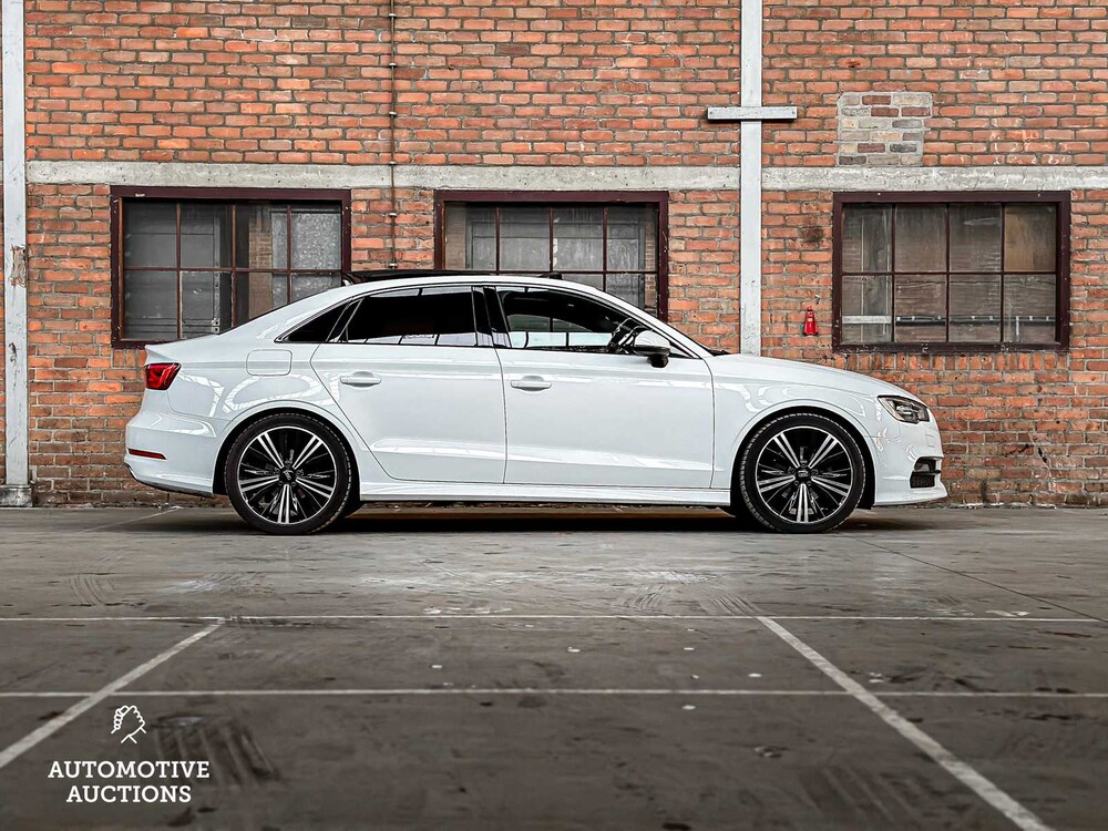 Audi A3 Limousine S-Line 1.4 TFSI CoD Ambition Pro Line S 140pk 2014 ORIG-NL, 7-TXL-63
