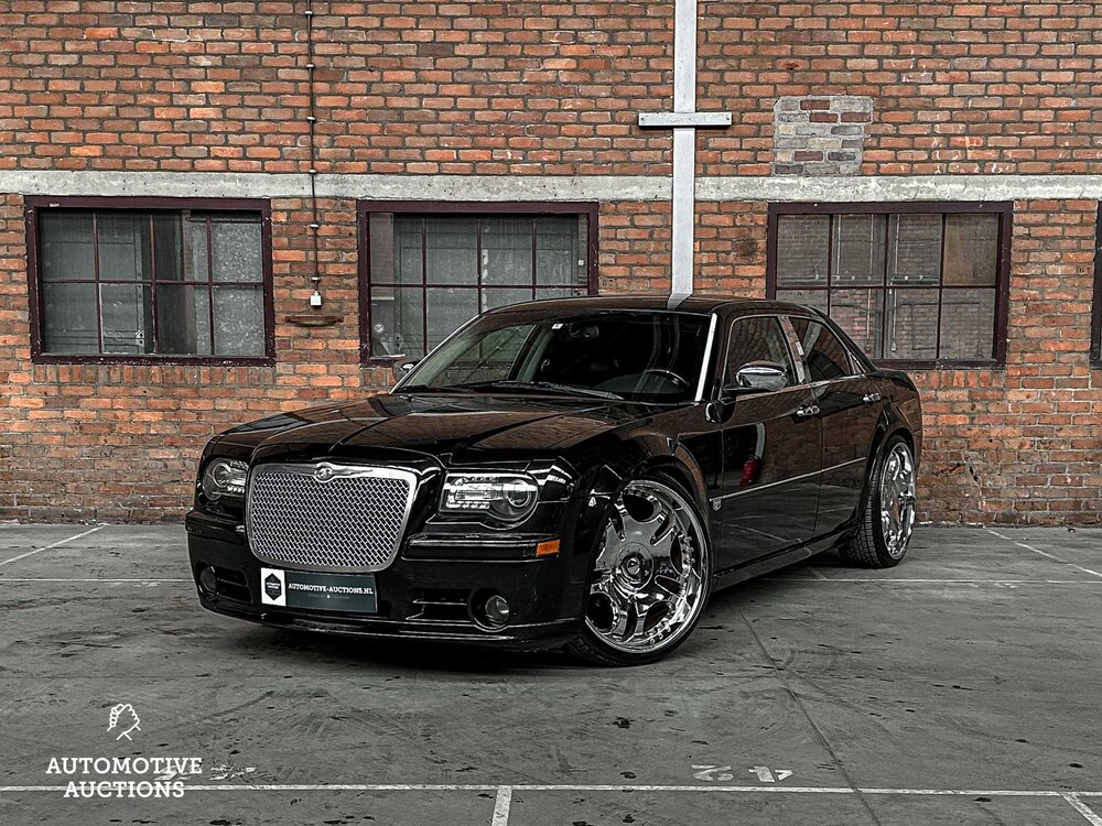 Chrystler 300C SRT8 6.1 V8 425pk 2010