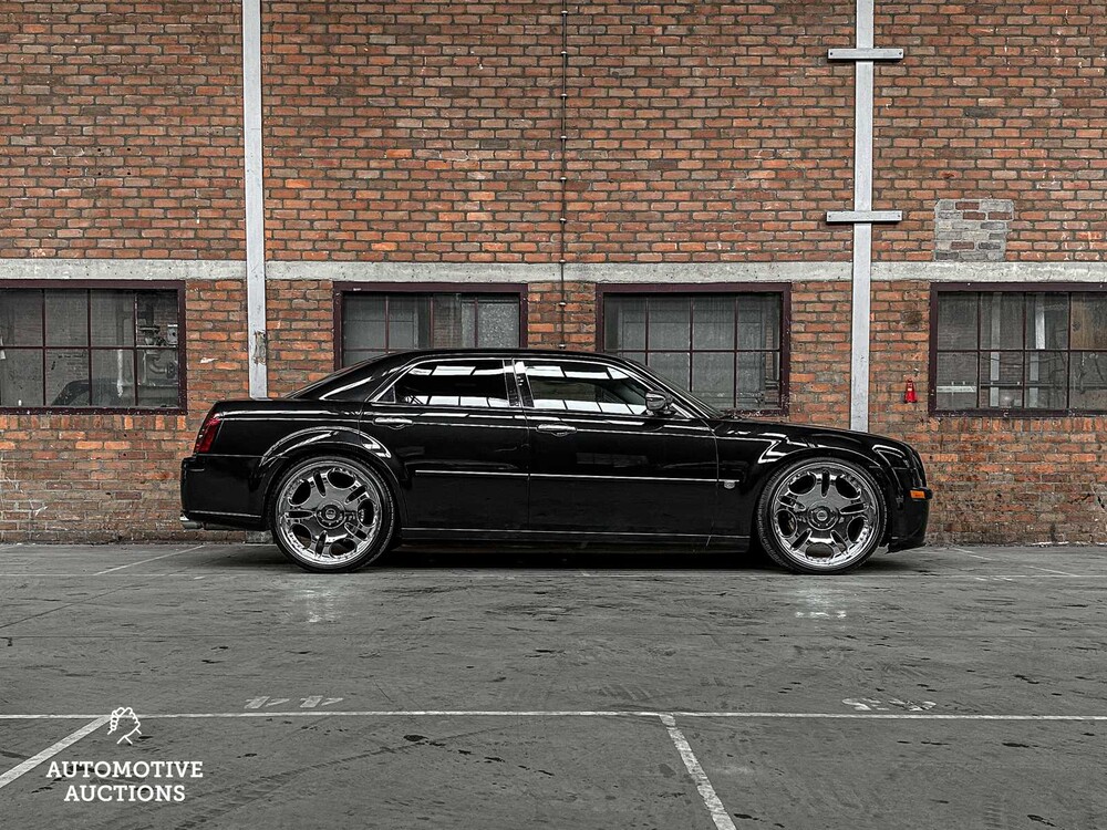 Chrystler 300C SRT8 6.1 V8 425pk 2010