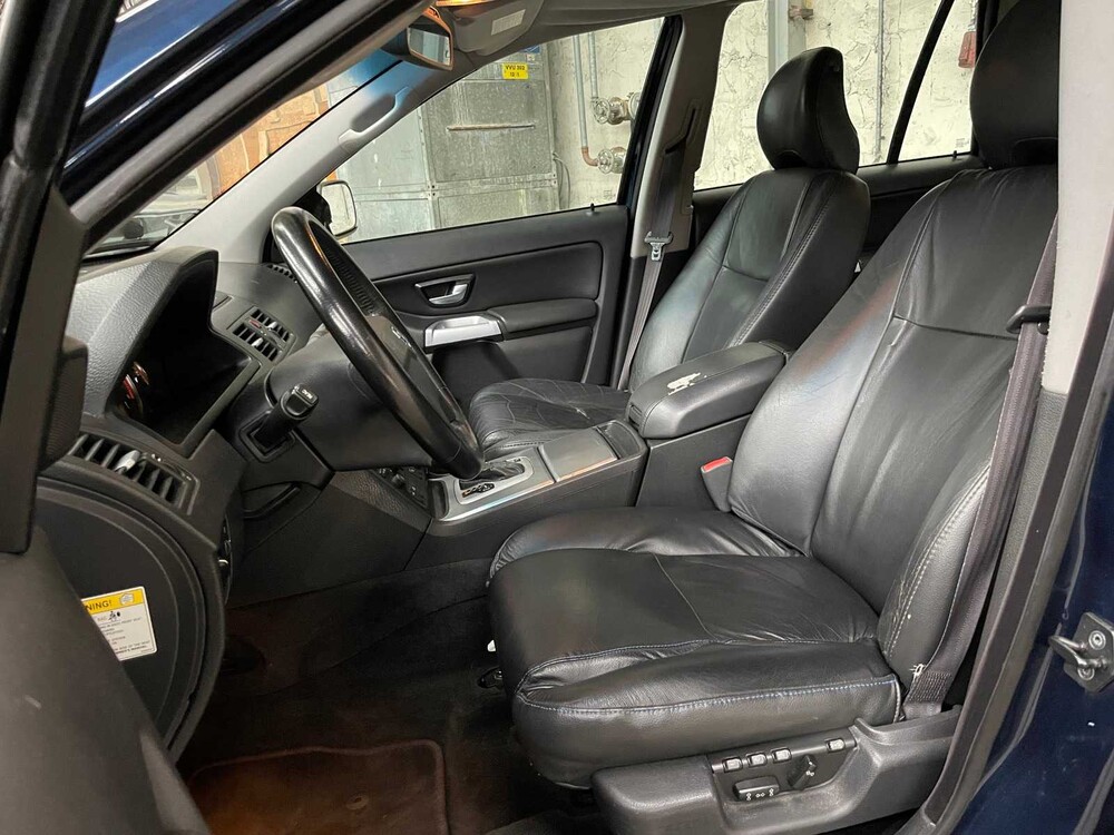 Volvo XC90 2.9 T6 Exclusive 272hp 2004 -Orig. NL-, 43-PJ-GB
