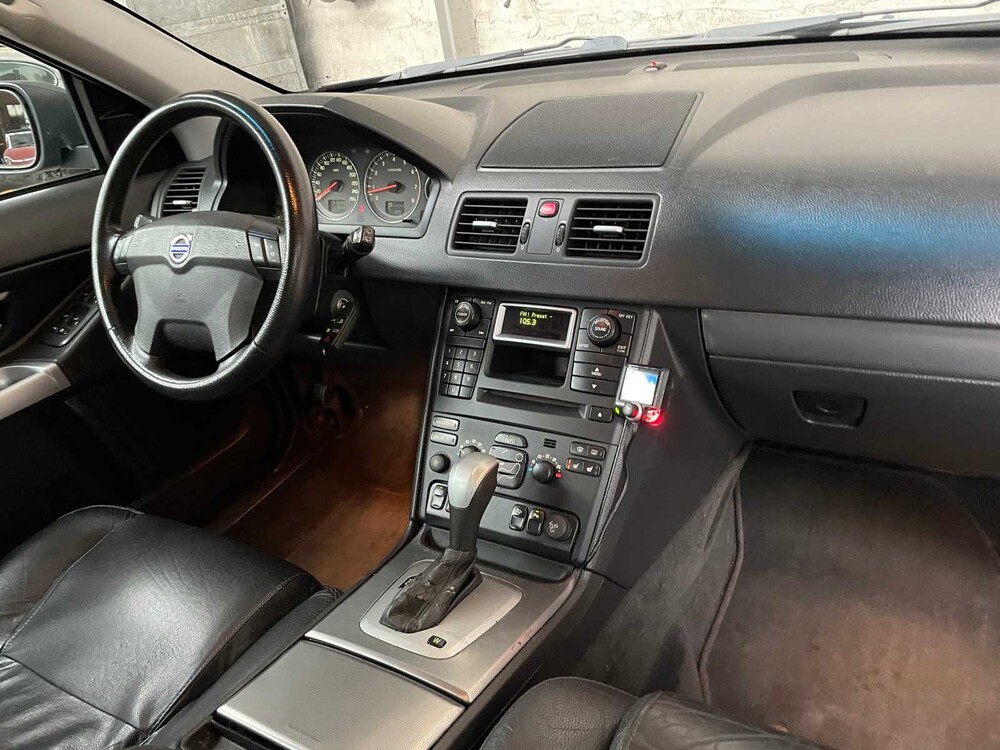 Volvo XC90 2.9 T6 Exclusive 272hp 2004 -Orig. NL-, 43-PJ-GB