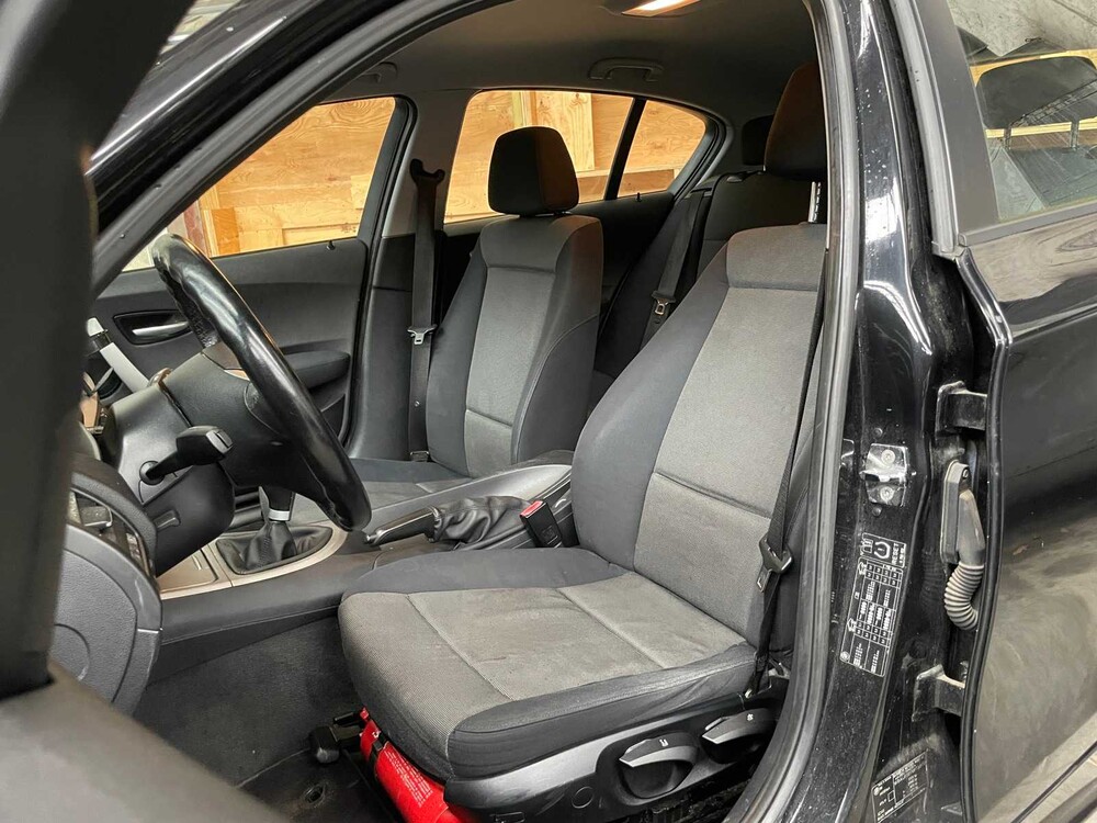 BMW 1er 116i 116PS 2005, 8-ZLB-15