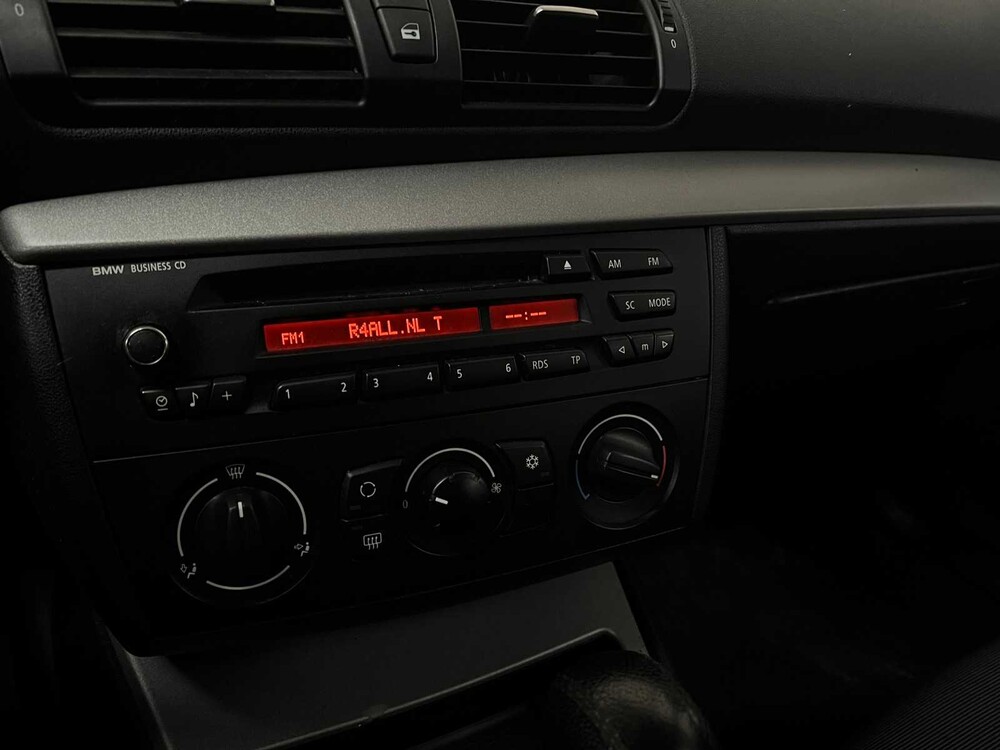 BMW 1-series 118i 129hp 2005 -Orig. NL-, 27-RB-SF