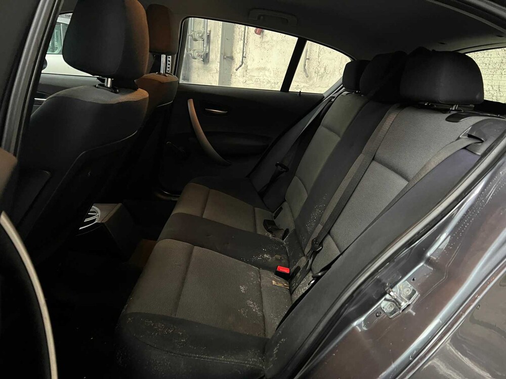 BMW 1-series 118i 129hp 2005 -Orig. NL-, 27-RB-SF