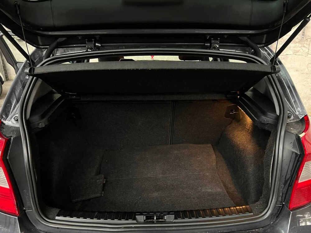 BMW 1-series 118i 129hp 2005 -Orig. NL-, 27-RB-SF