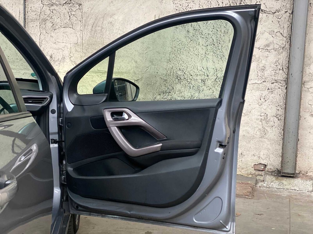 Peugeot 2008 1.2 VTi Act. Pack Pr 82hp 2014, PP-124-B